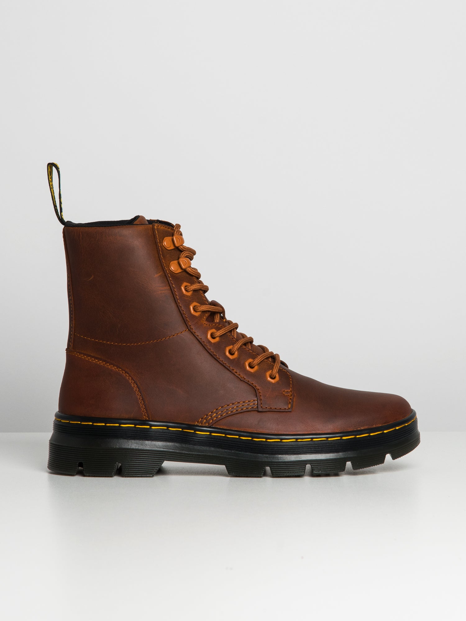 MENS DR MARTENS COMBS ARCHIVE PULL UP CLEARANCE1