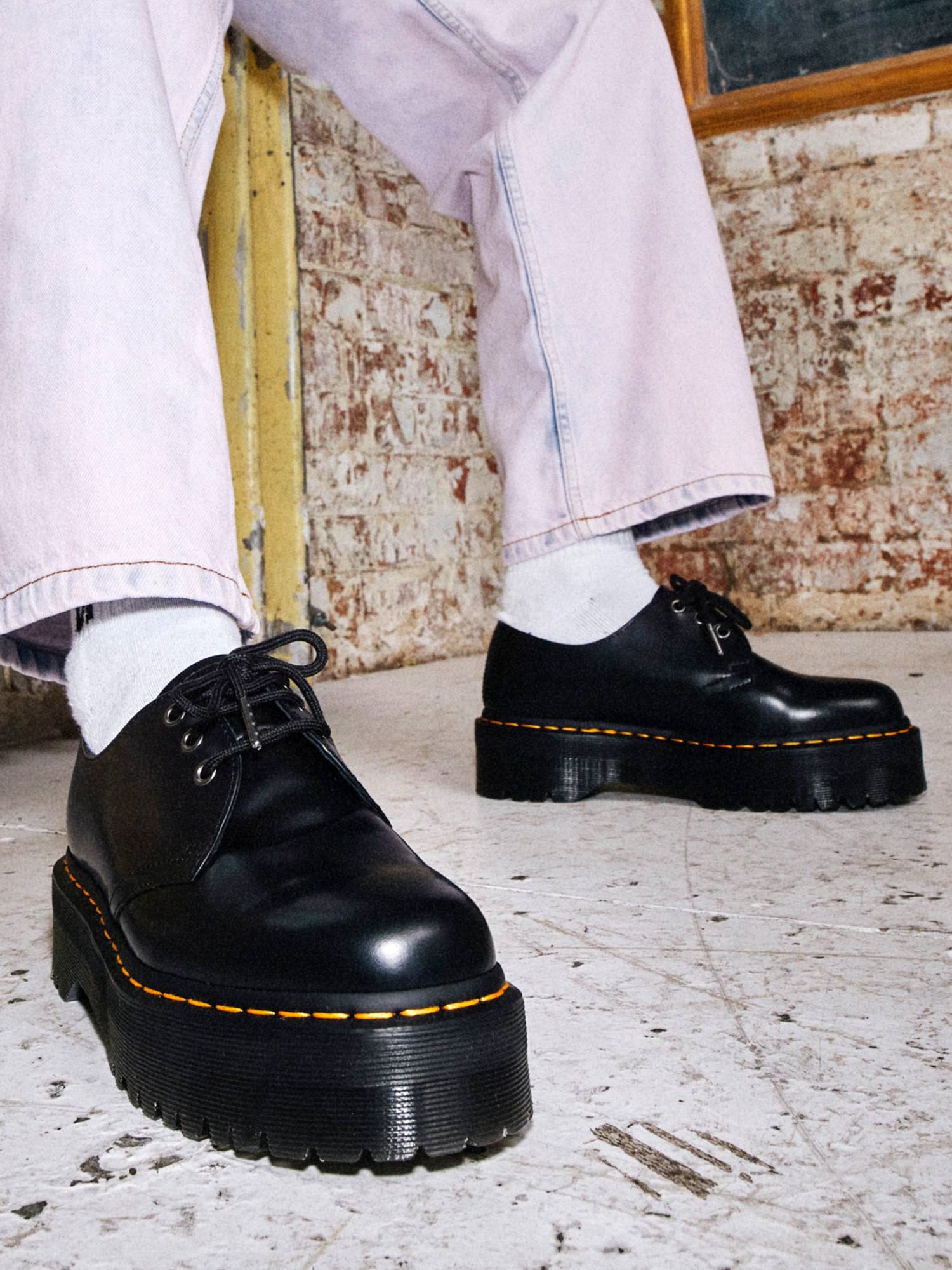 Derby dr clearance martens