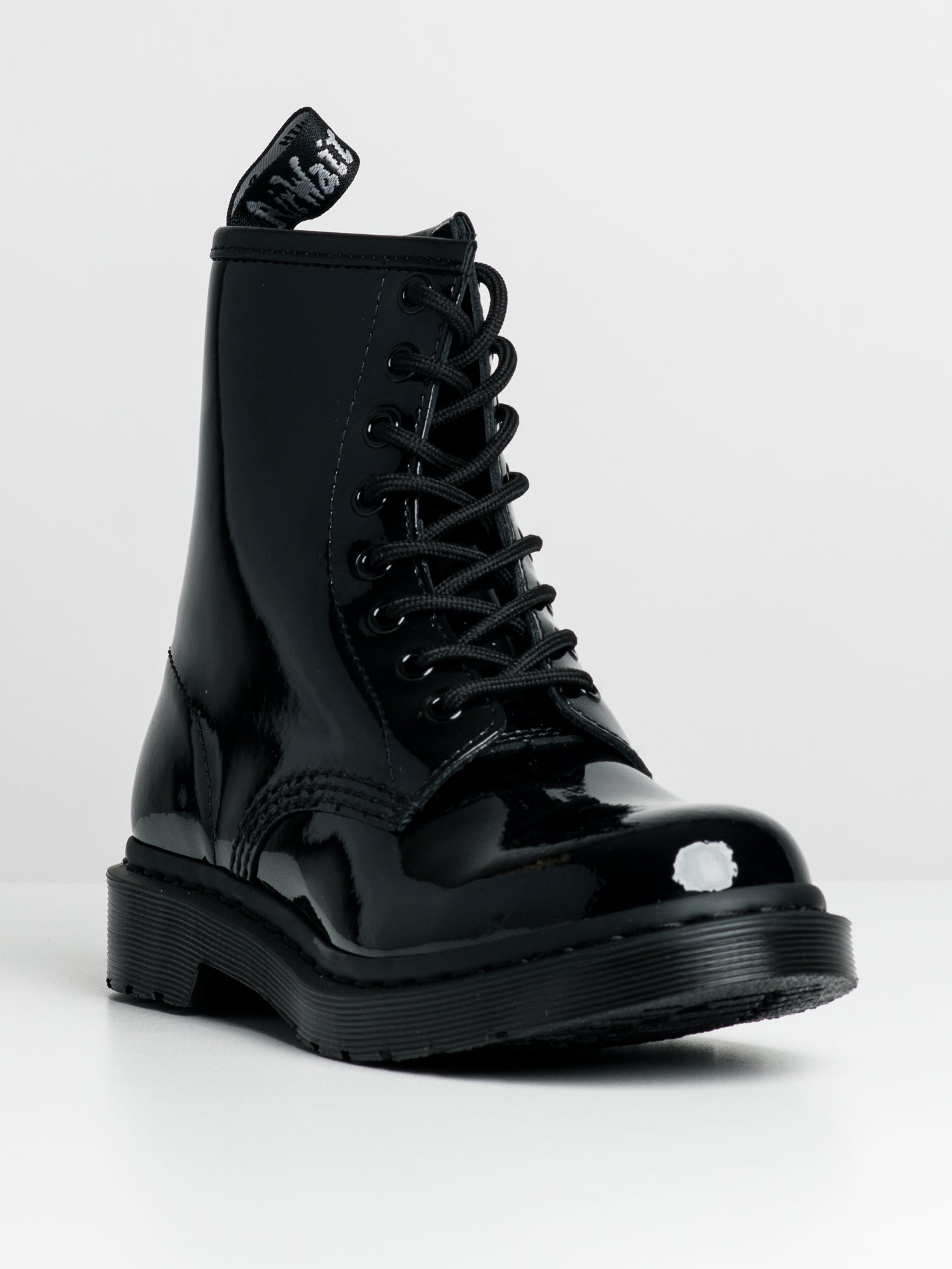 Dr martens 1460 hot sale womens black patent lamper