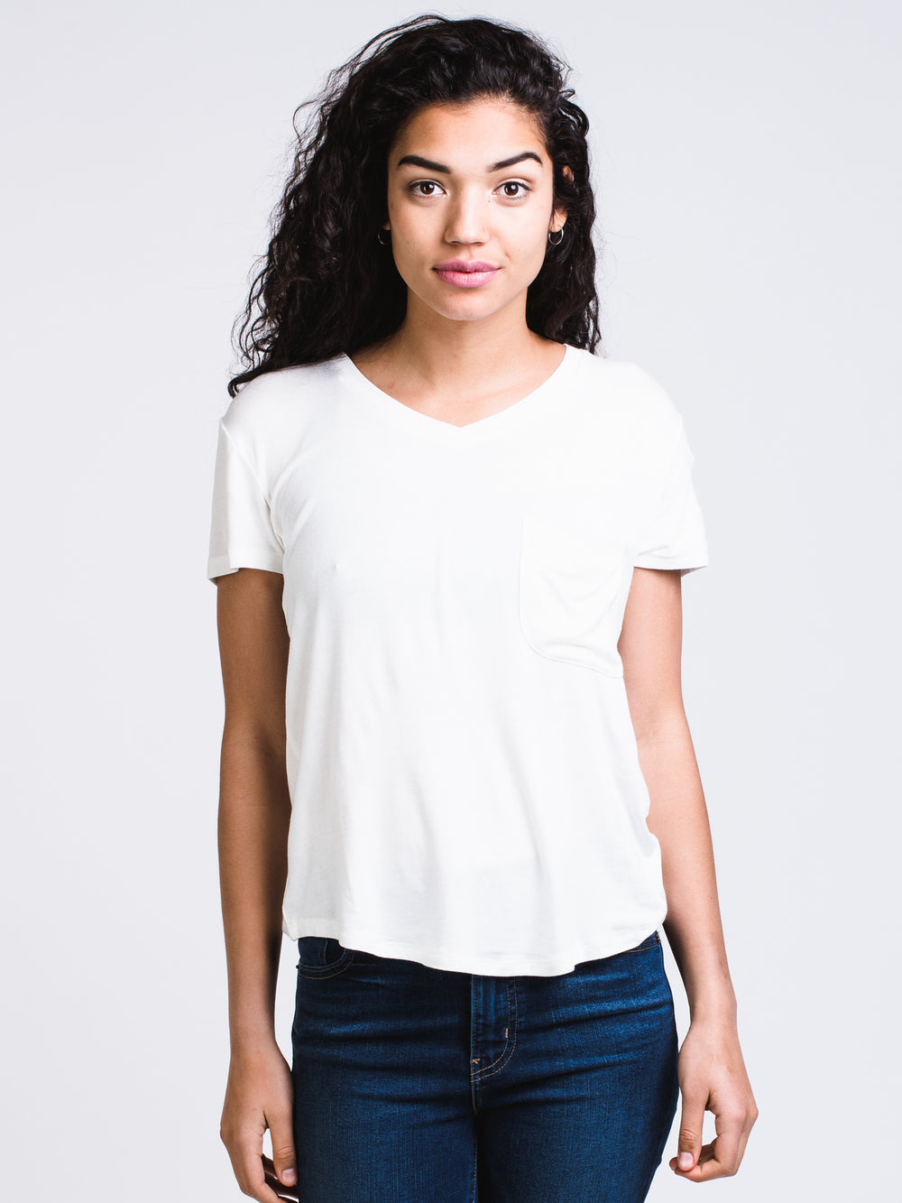 WOMENS LEANNE SOLID TEE - WHITE - CLEARANCE