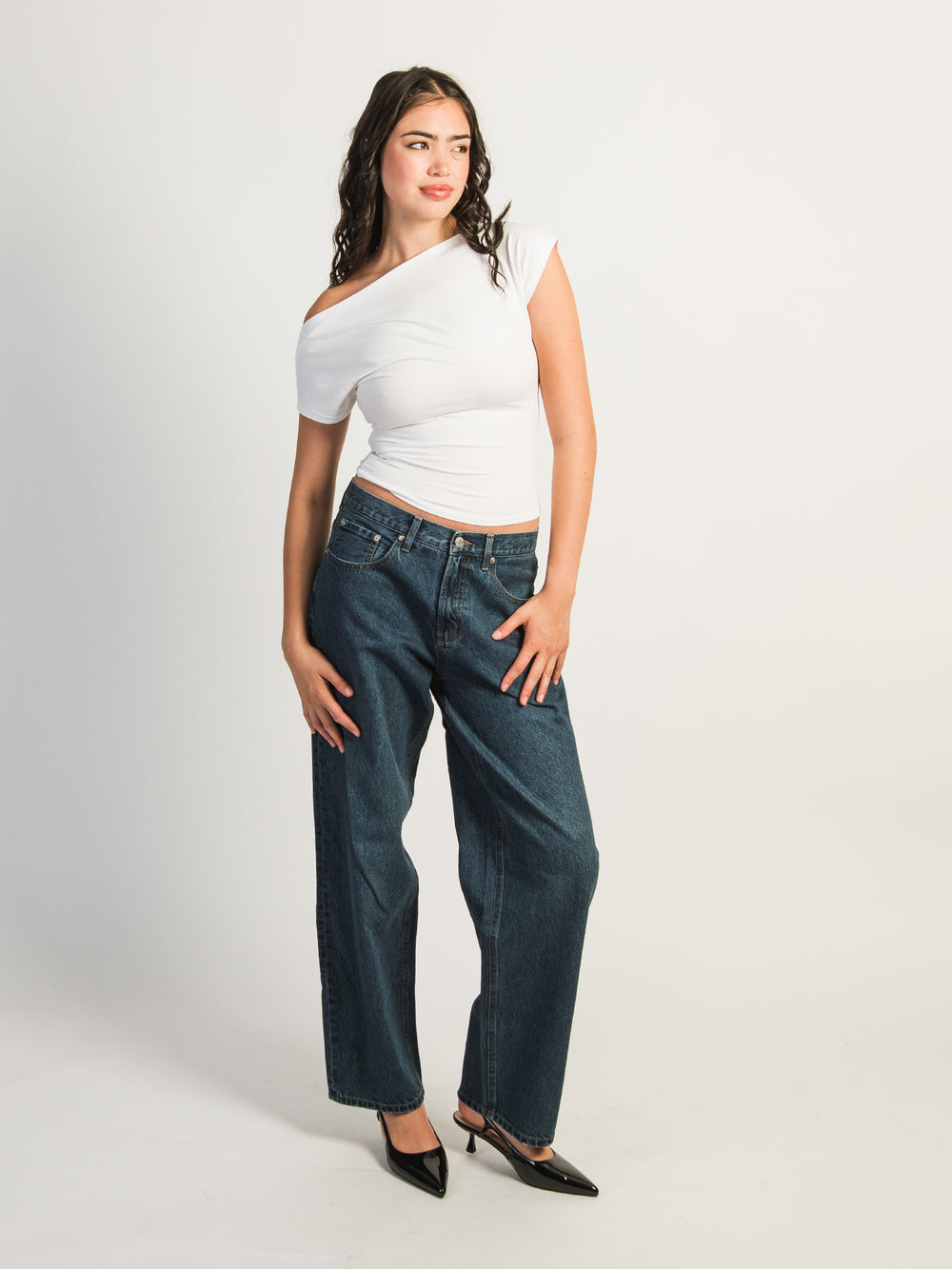 HARLOW SLOANE TEE - WHITE