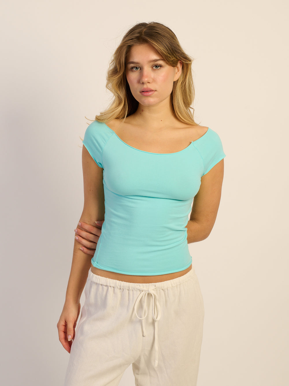 HARLOW CLAIRE TEE - AQUA