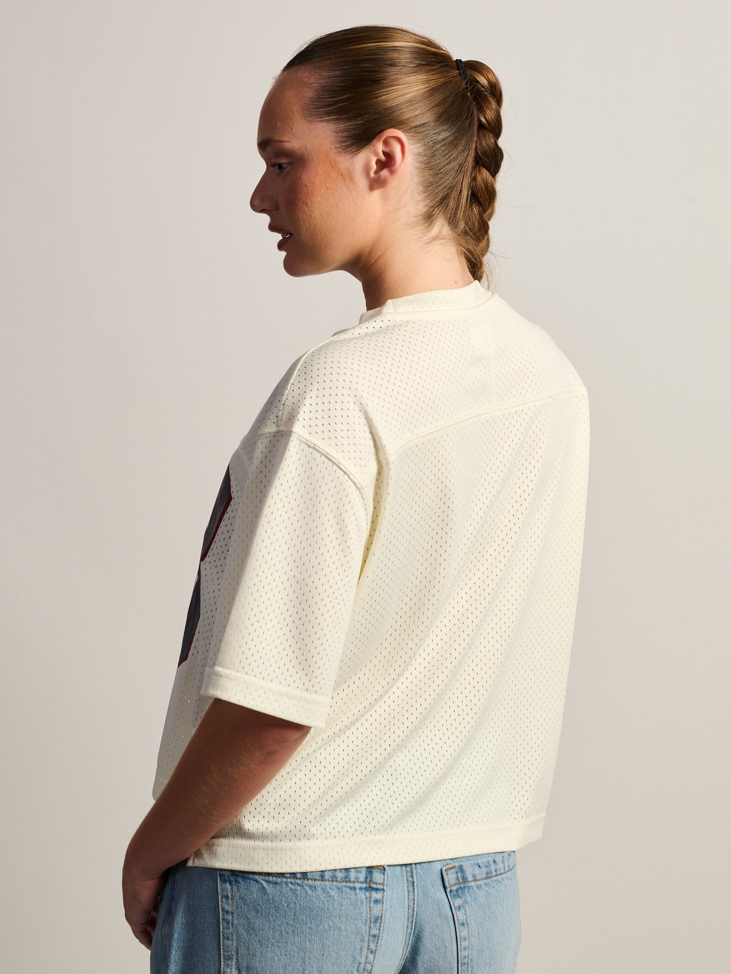 HARLOW PINNY TEE - OFF WHITE