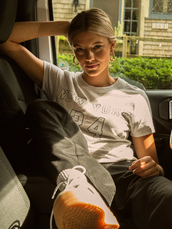 HARLOW BRENNA MELANGE TEE - NEW YORk 24