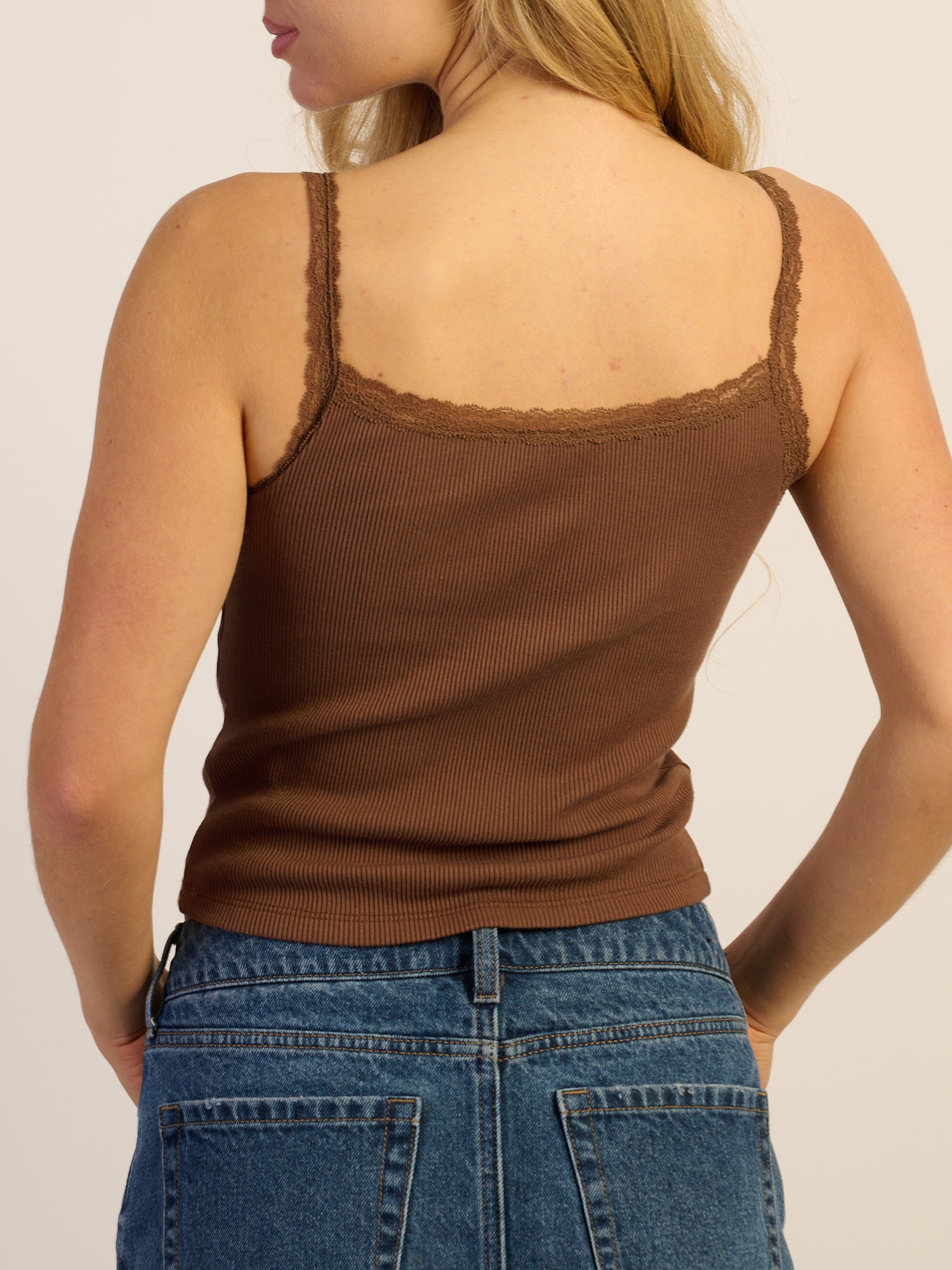 HARLOW HANNAH TANK-CHOCOLATE