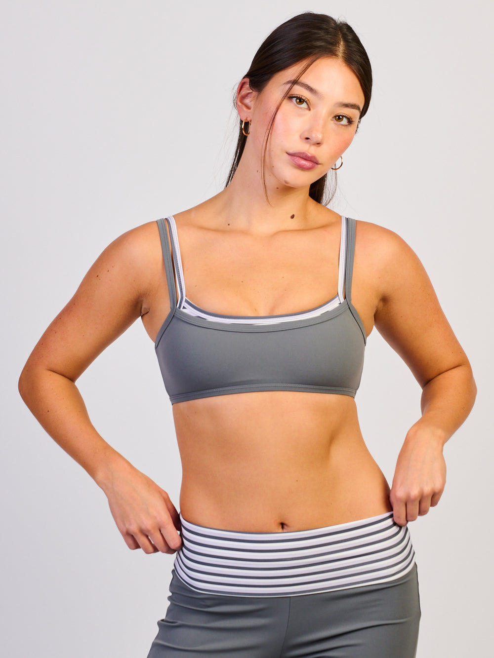 SOUTIEN-GORGE SCULPT À SUPERPOSITION HARLOW - CHARBON