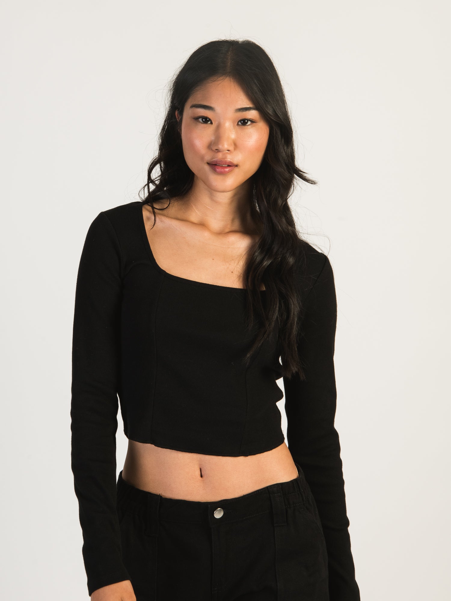 HARLOW SQUARE NECK LONGSLEEVE - BLACK CLEARANCE