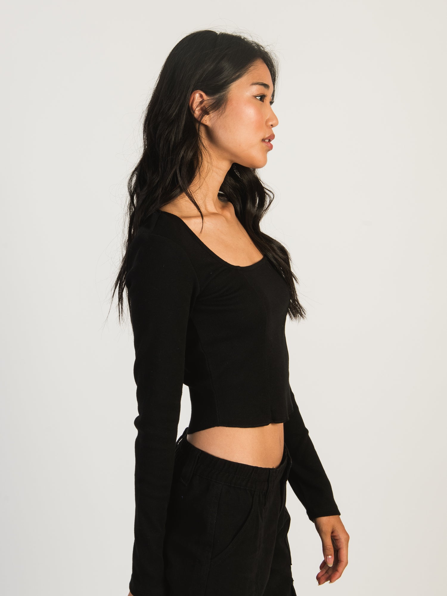 HARLOW SQUARE NECK LONGSLEEVE - BLACK CLEARANCE