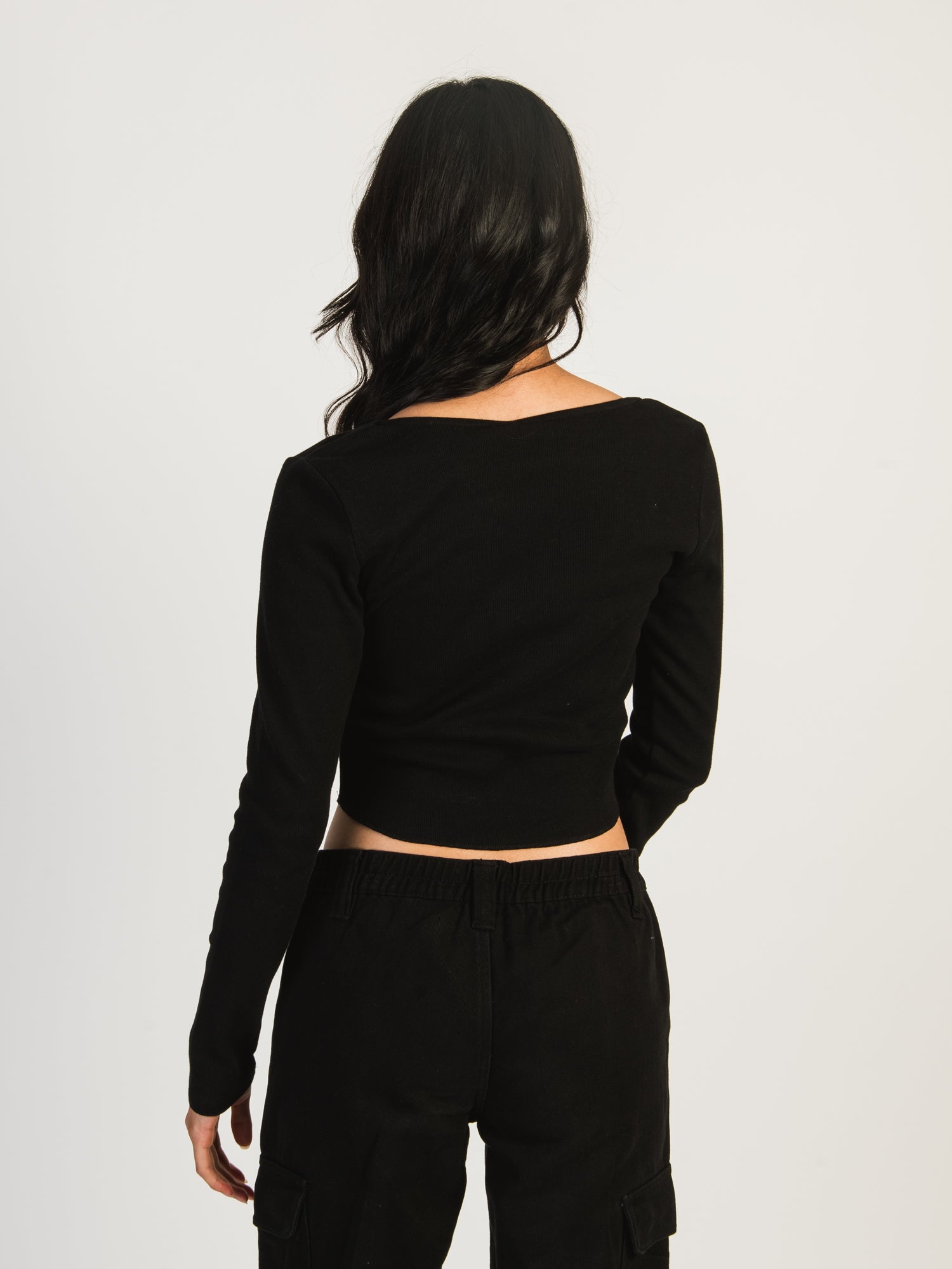 HARLOW SQUARE NECK LONGSLEEVE - BLACK CLEARANCE
