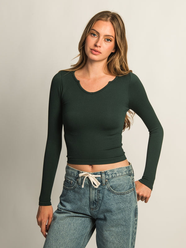 HARLOW HARPER NOTCH LONG SLEEVE TEE - FOREST