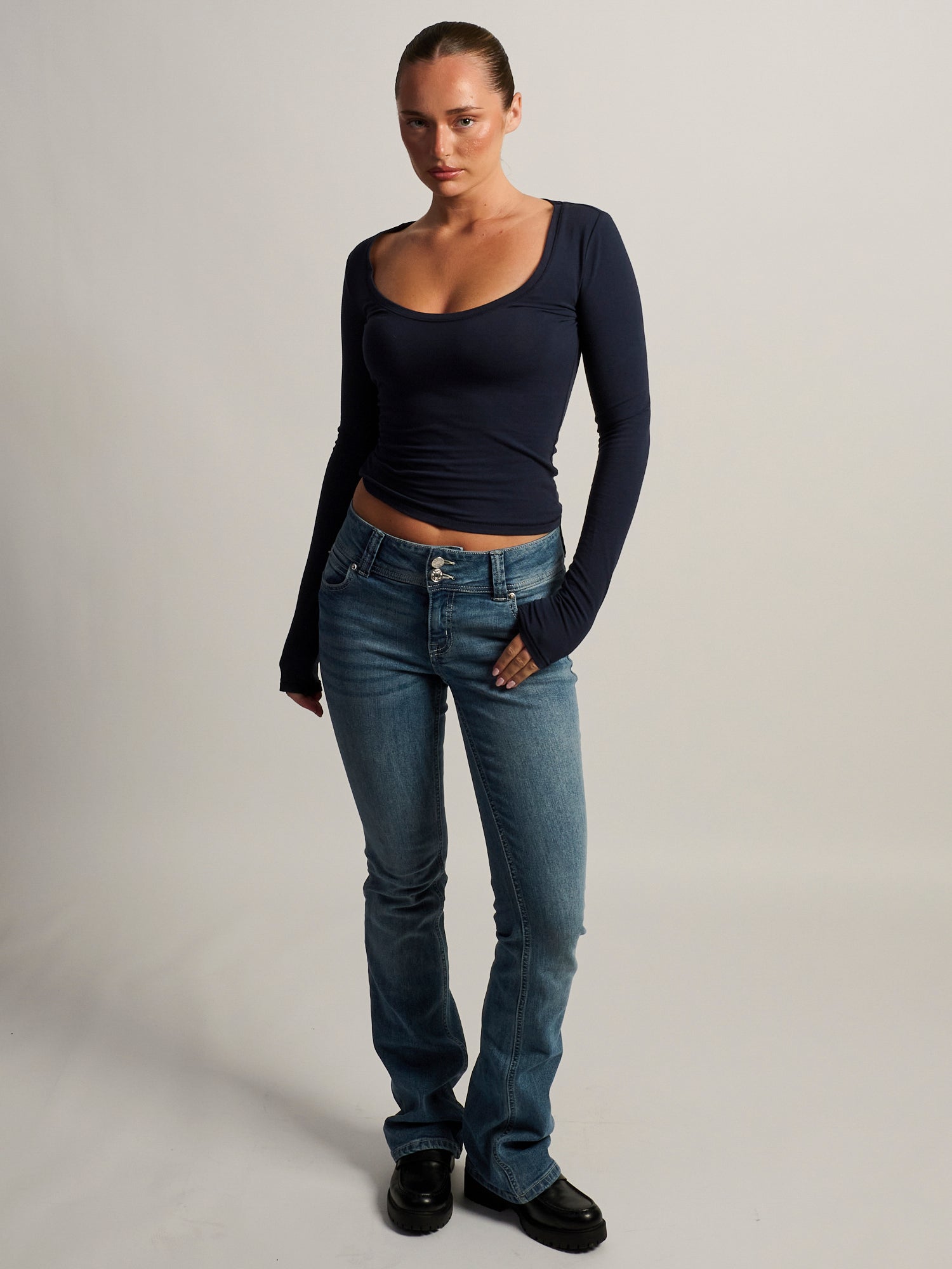 HARLOW GIA SCOOPNECK LONG SLEEVE