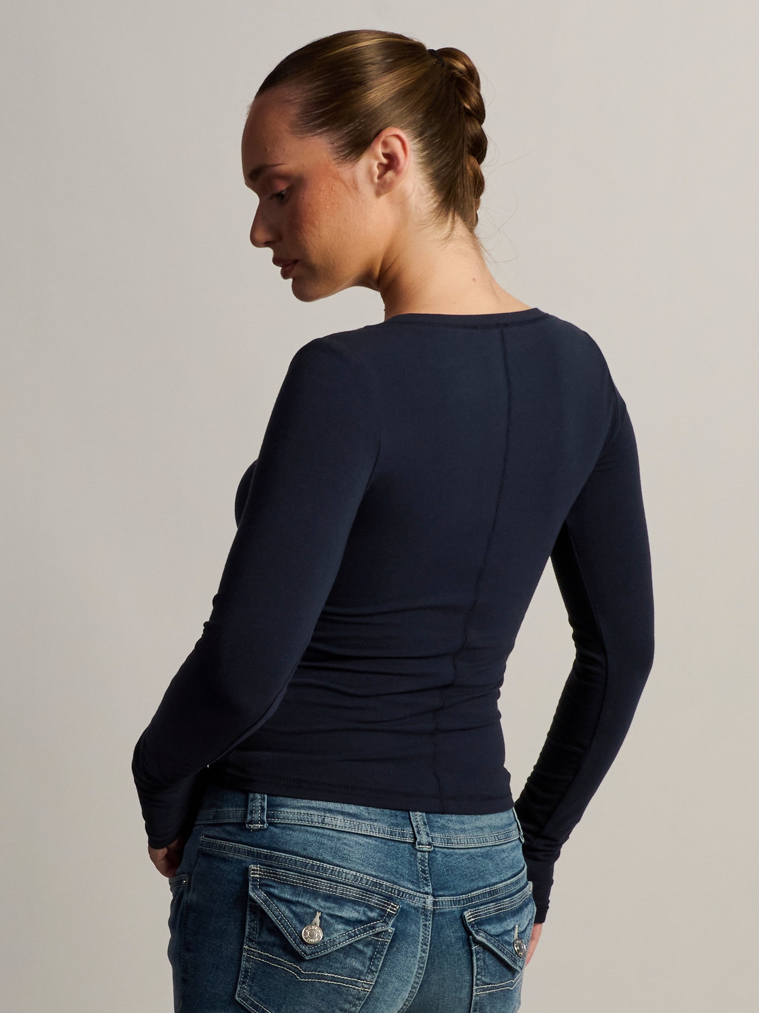 HARLOW GIA SCOOPNECK LONG SLEEVE