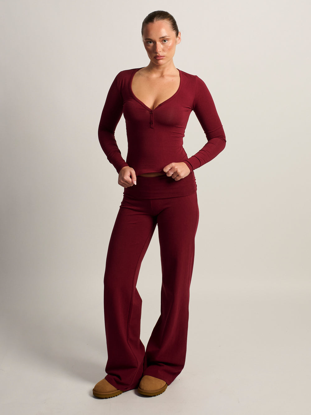 HARLOW GIA HENLEY LONG SLEEVE - BURGANDY