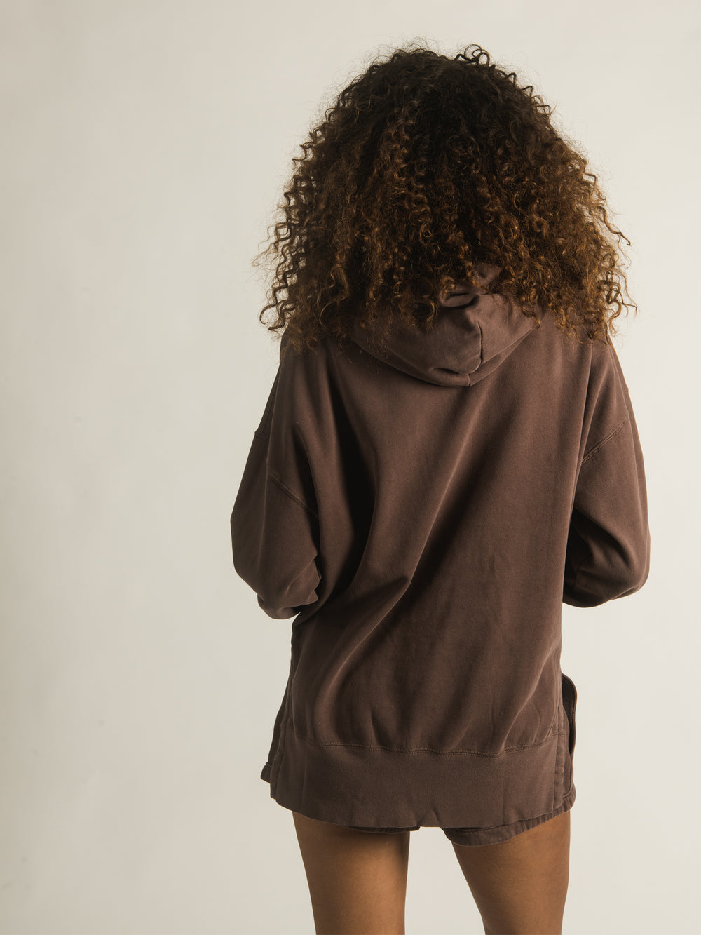 PULL À CAPUCHE FENDU HARLOW SIENNA - DÉSTOCKAGE