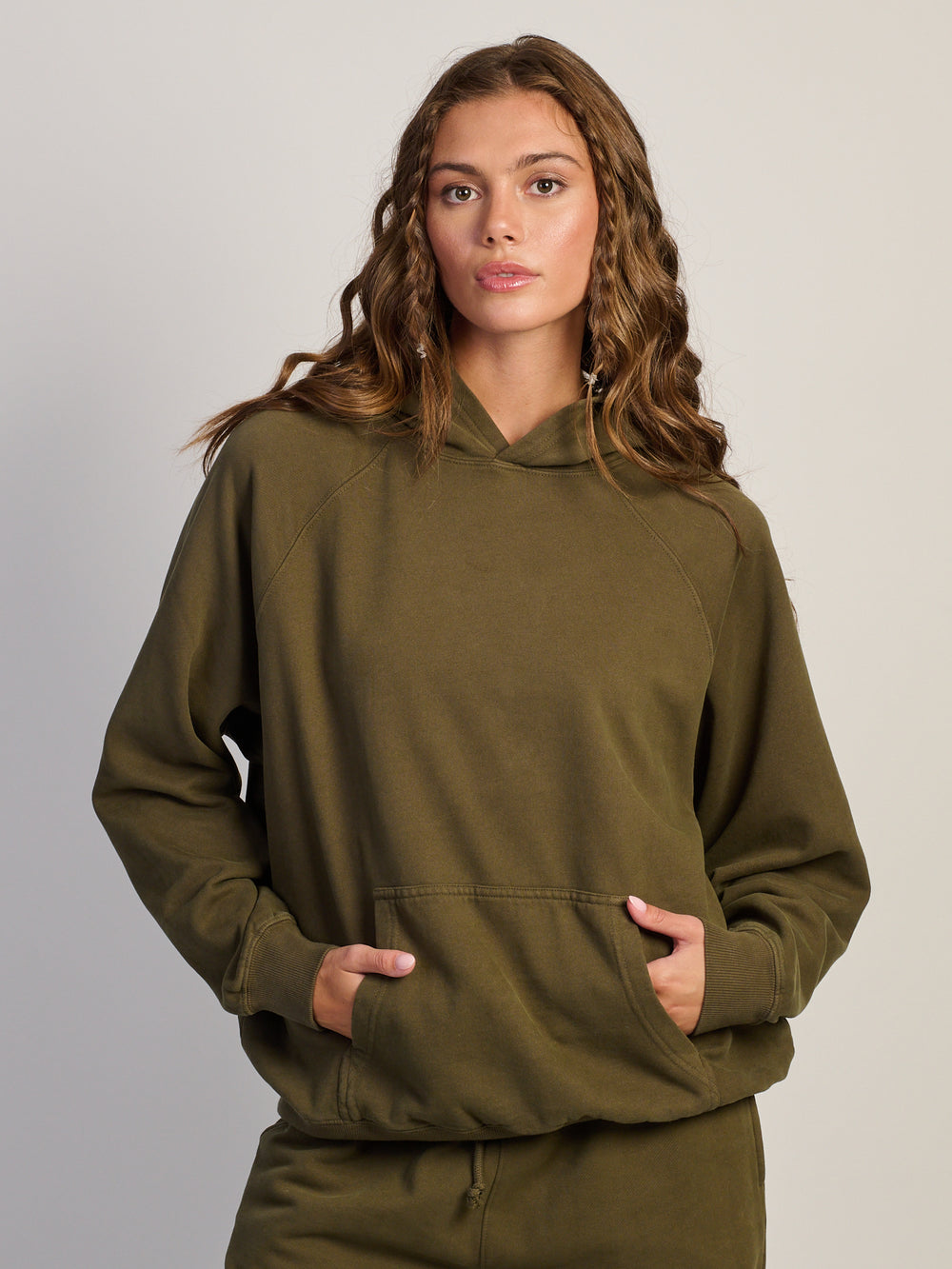 HARLOW CLOUD HOODIE - OLIVE
