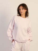 HARLOW CORINNA CREW - BABY PINK