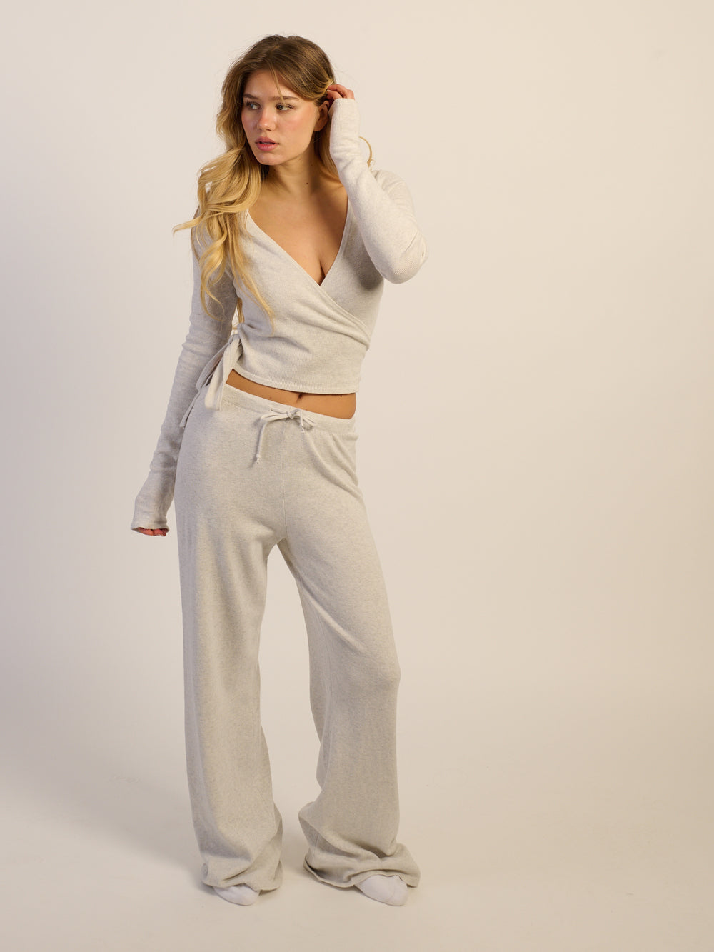 HARLOW GIA WRAP SWEATER MELANGE - CLOUD