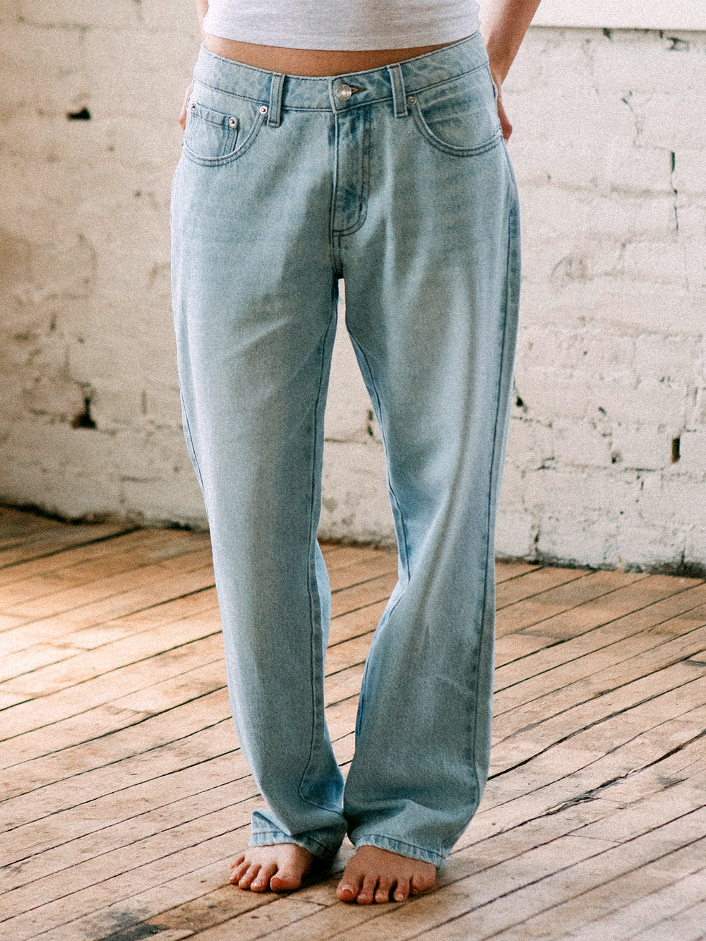 HARLOW BAGGY JEAN - LIGHT WASH DENIM