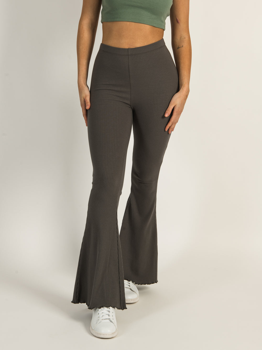 Ribbed Flare Trousers
