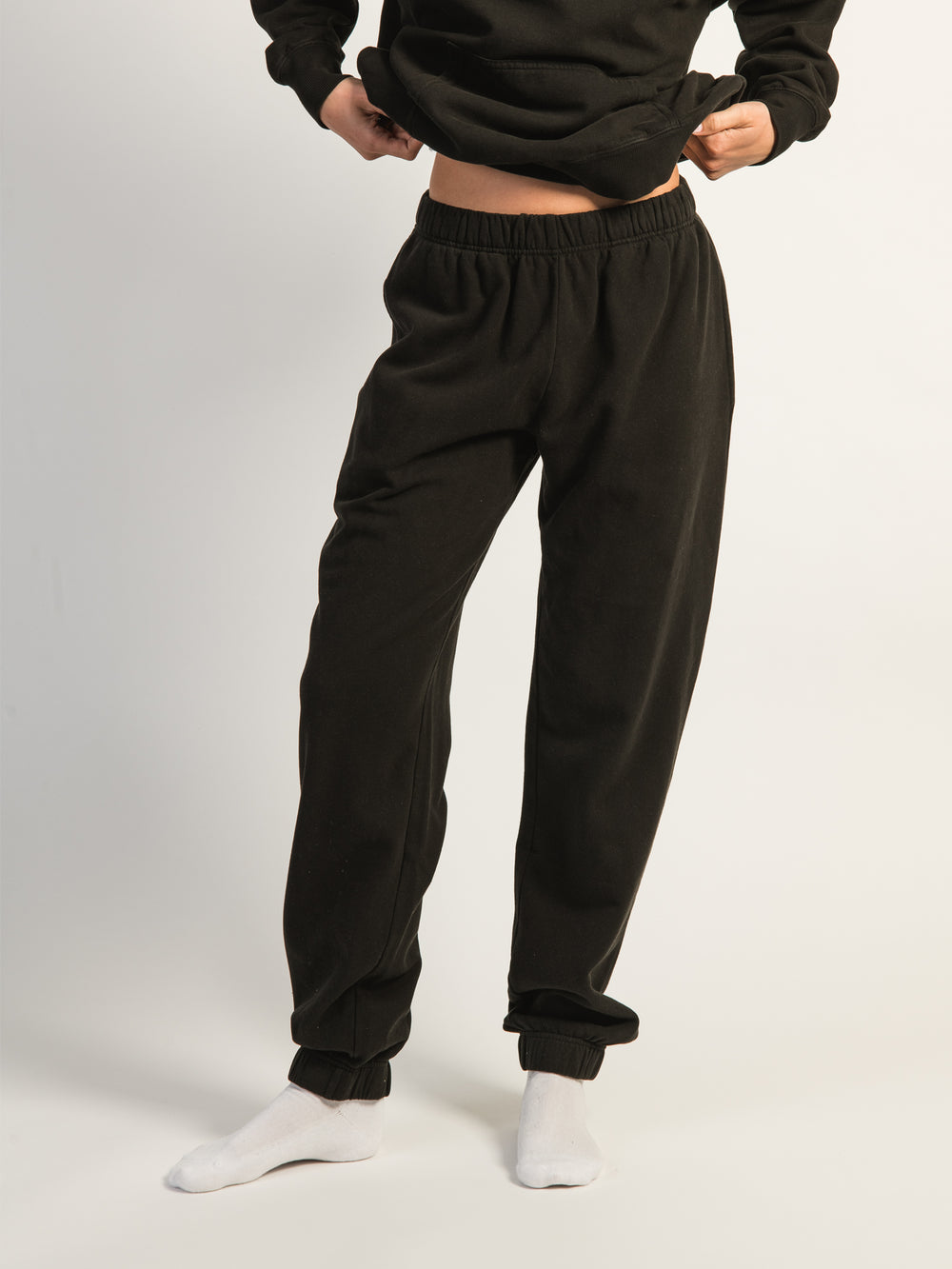 HARLOW JORDANA RELAXED SWEATPANT - BLACK