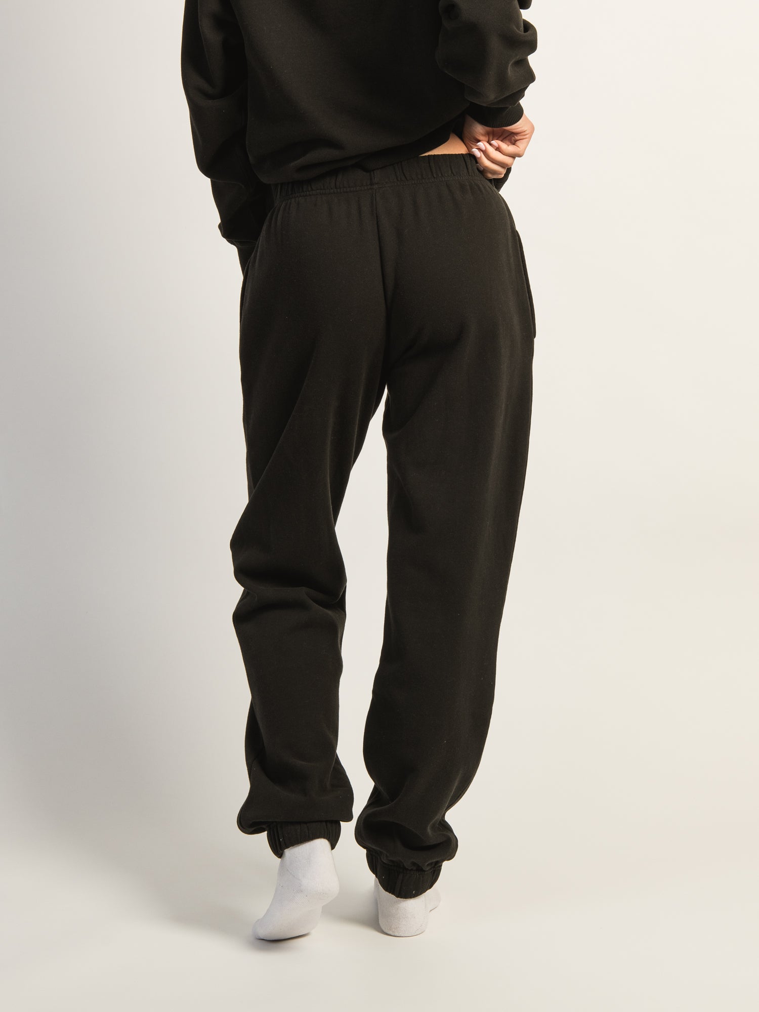 HARLOW JORDANA RELAXED SWEATPANT - BLACK