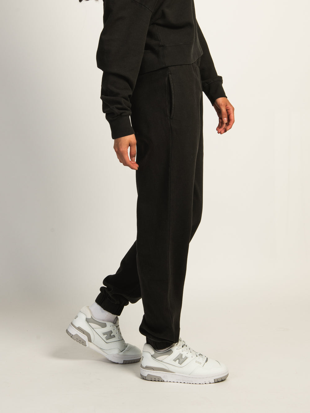 HARLOW JORDANA RELAXED SWEATPANT - BLACK