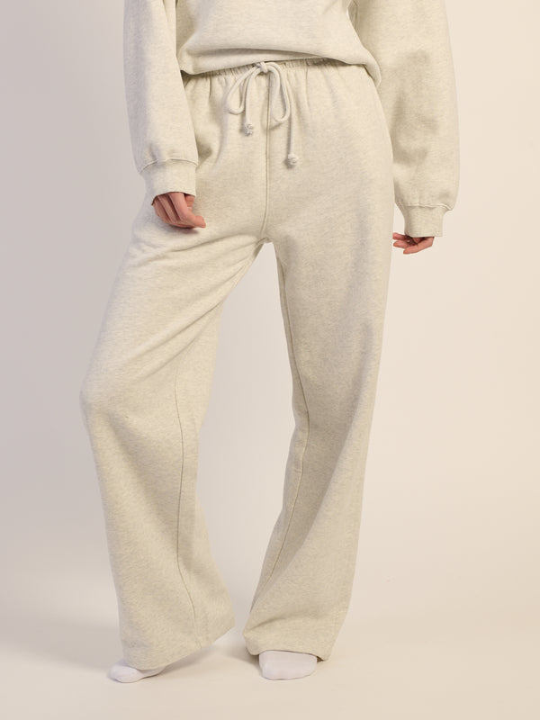 HARLOW STELLA STRAIGHT LEG SWEATPANT - CLOUD