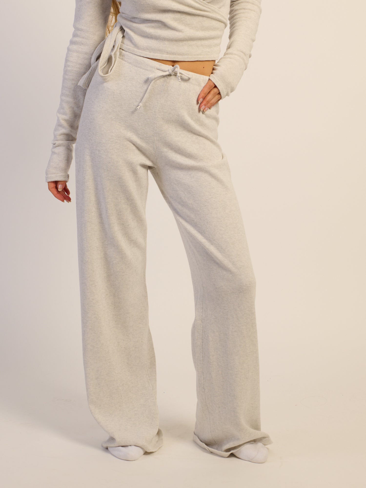 PANTALON EN TRICOT HARLOW PALOMA - NUAGE
