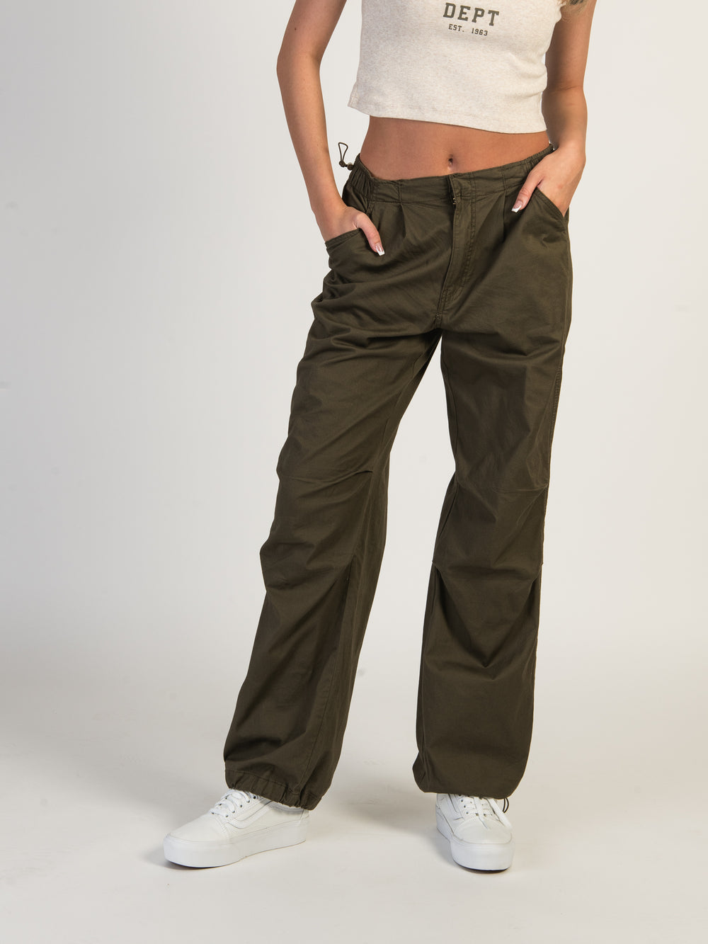 Women's Low Rise Wide Leg Cargo Pants in Surplus Goods Olive Green