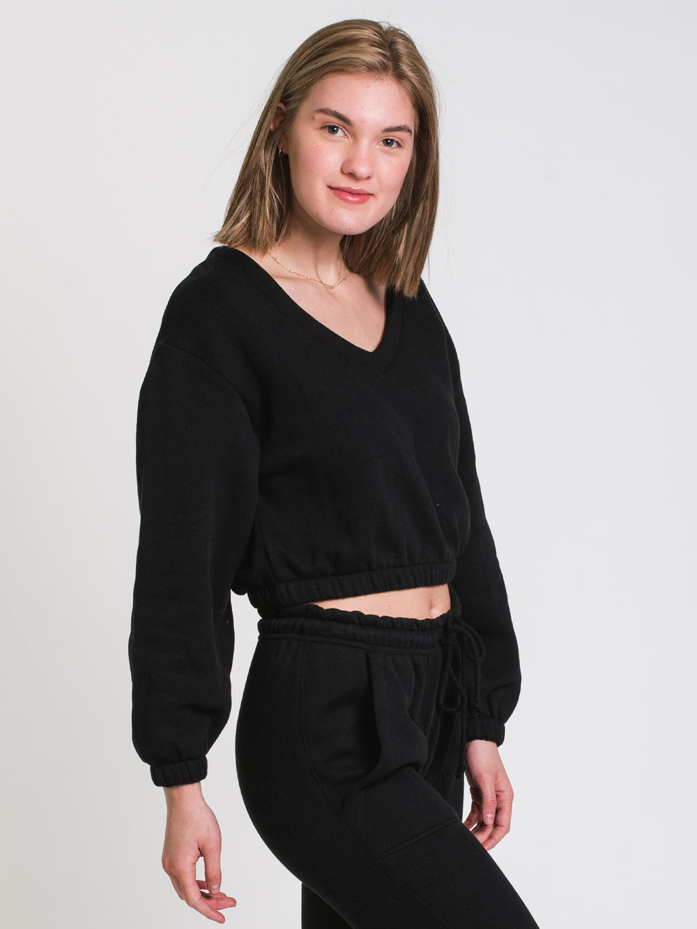 HARLOW KAILAH V-NECK SWEATSHIRT - CLEARANCE