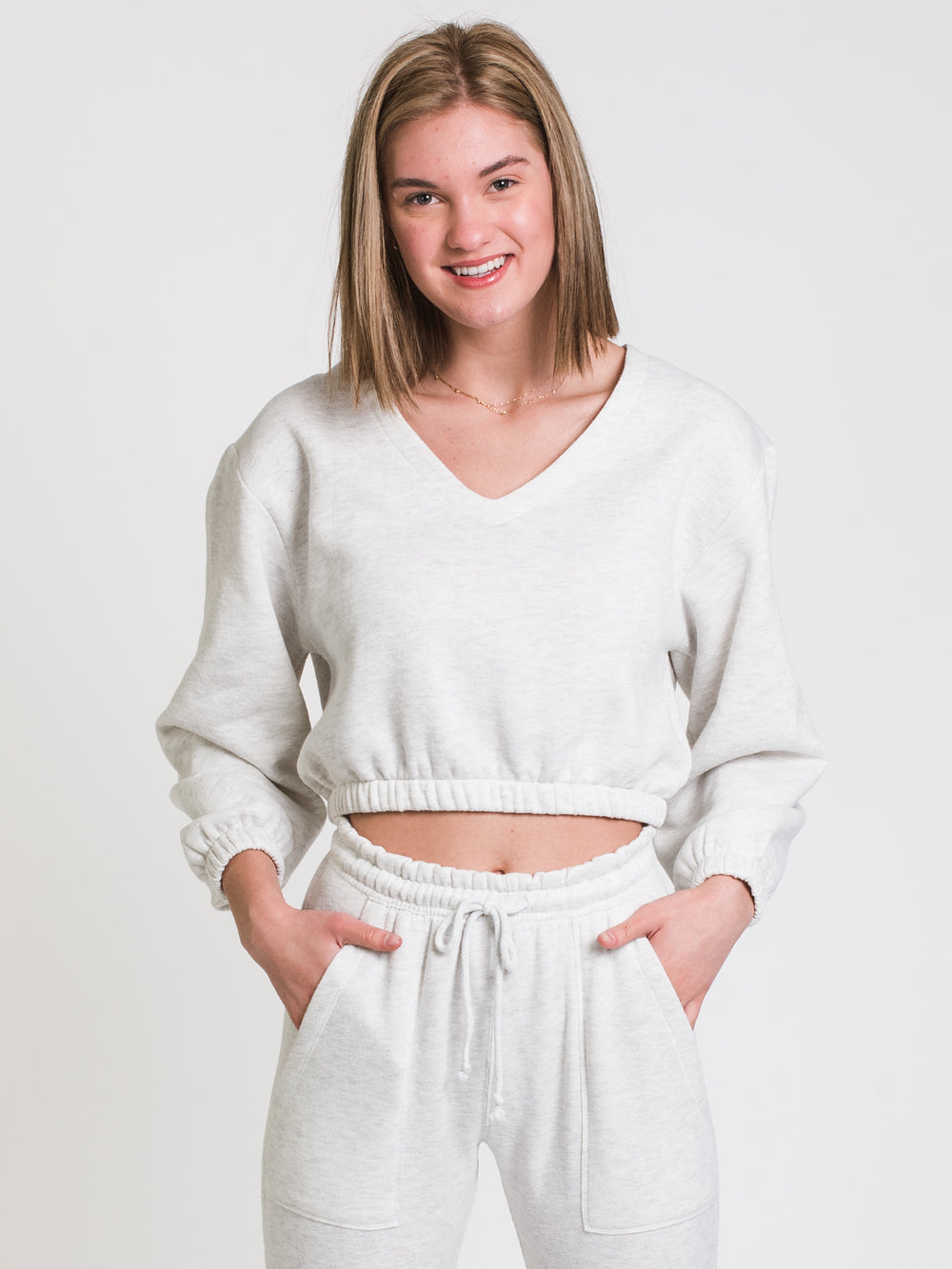 HARLOW KAILAH V-NECK SWEATSHIRT - CLEARANCE