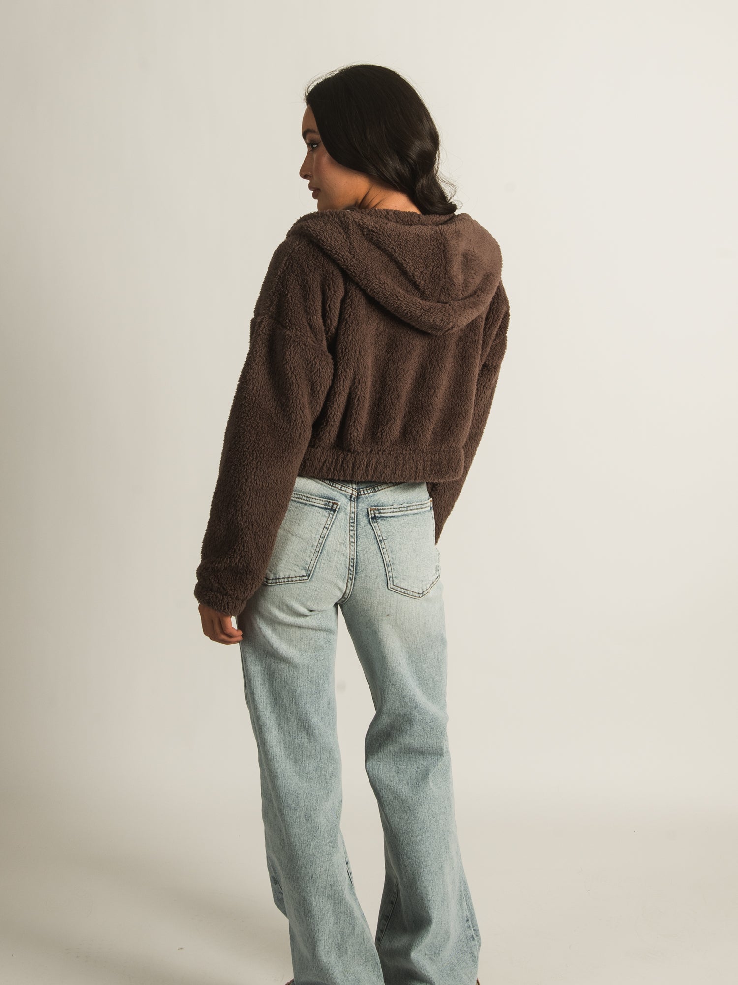 Sherpa 2024 crop hoodie