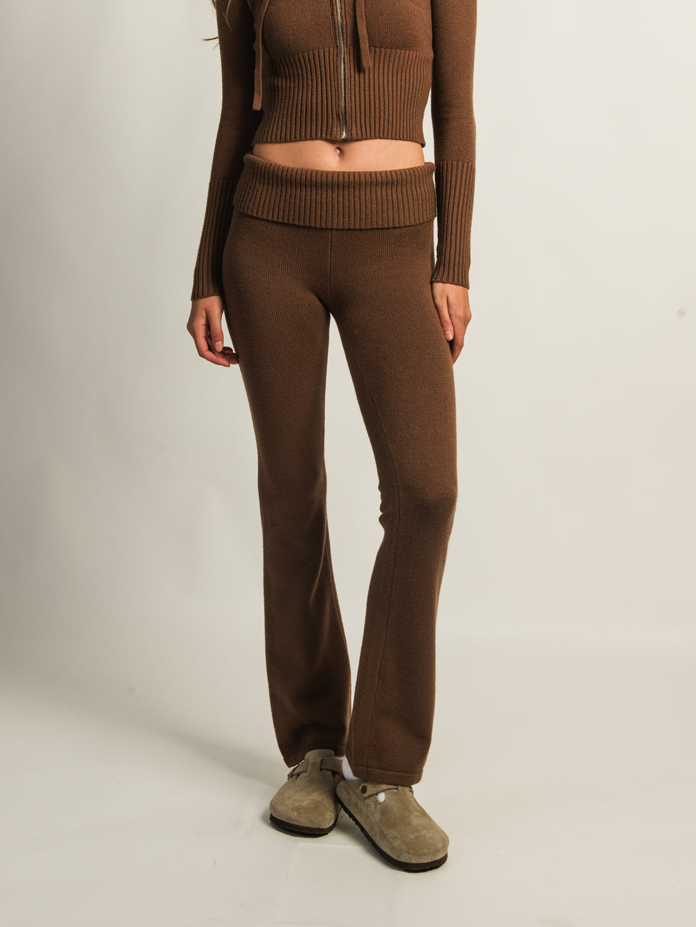 PANTALON ÉVASÉ HARLOW BROOKE - LATTE