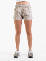 HARLOW HIGH RISE PULL ON PRINT SHORT - CLEARANCE
