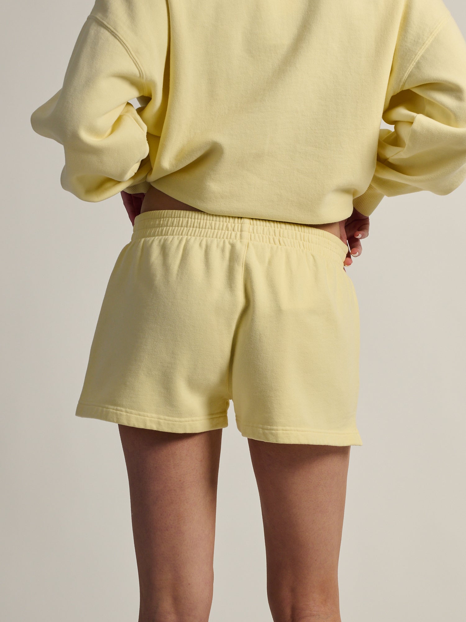 HARLOW MAX SHORT - YELLOW