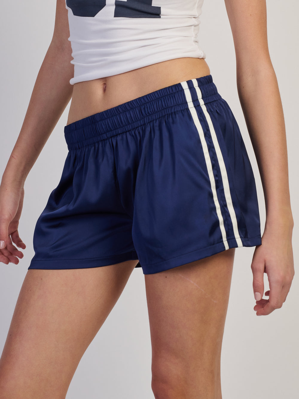 HARLOW SPICE SHORT - NAVY/WHITE