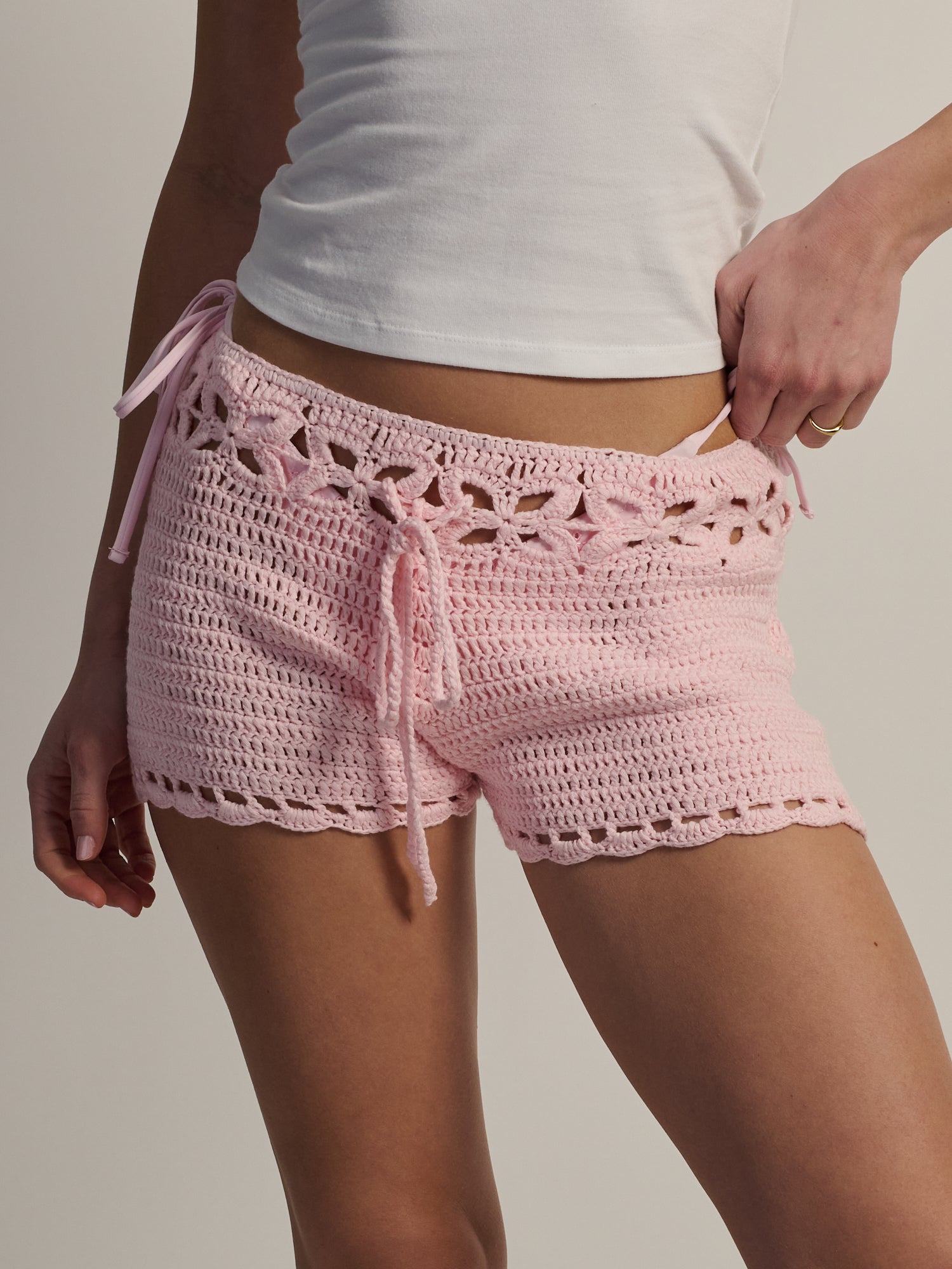 HARLOW KRISTY CROCHET SHORT - BABY PINK