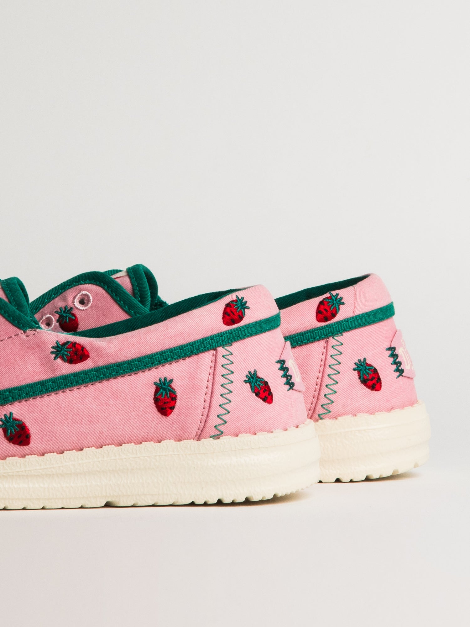 WOMENS HEY DUDE WENDY CRU BRODÉ - ROSE