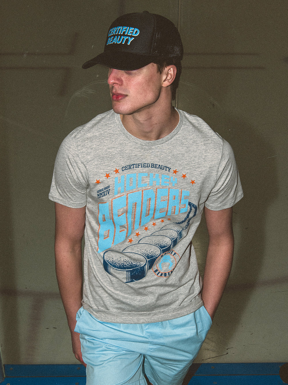 T-SHIRT AVEC LOGO DE HOCKEY BENDERS