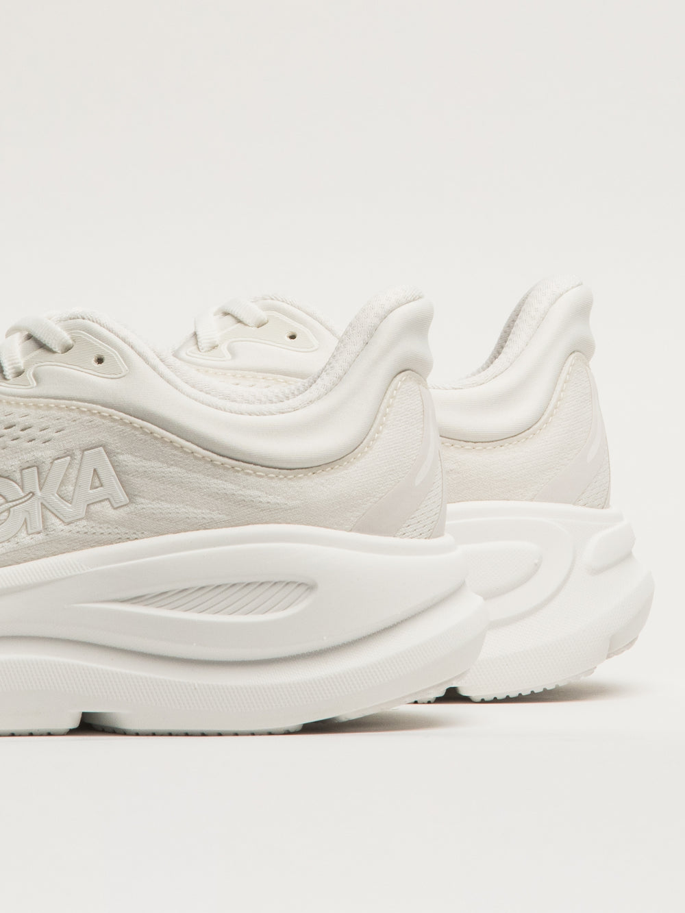 WOMENS HOKA W BONDI 9