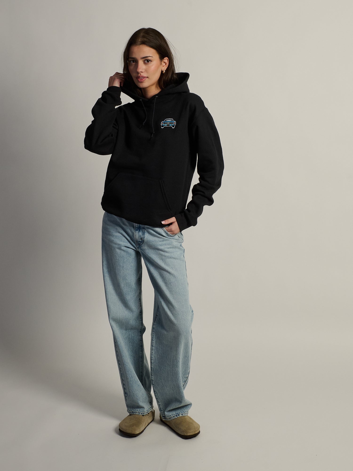 HOTLINE APPAREL MUSCLE CAR EMBOIRDERED HOODIE - BLACK