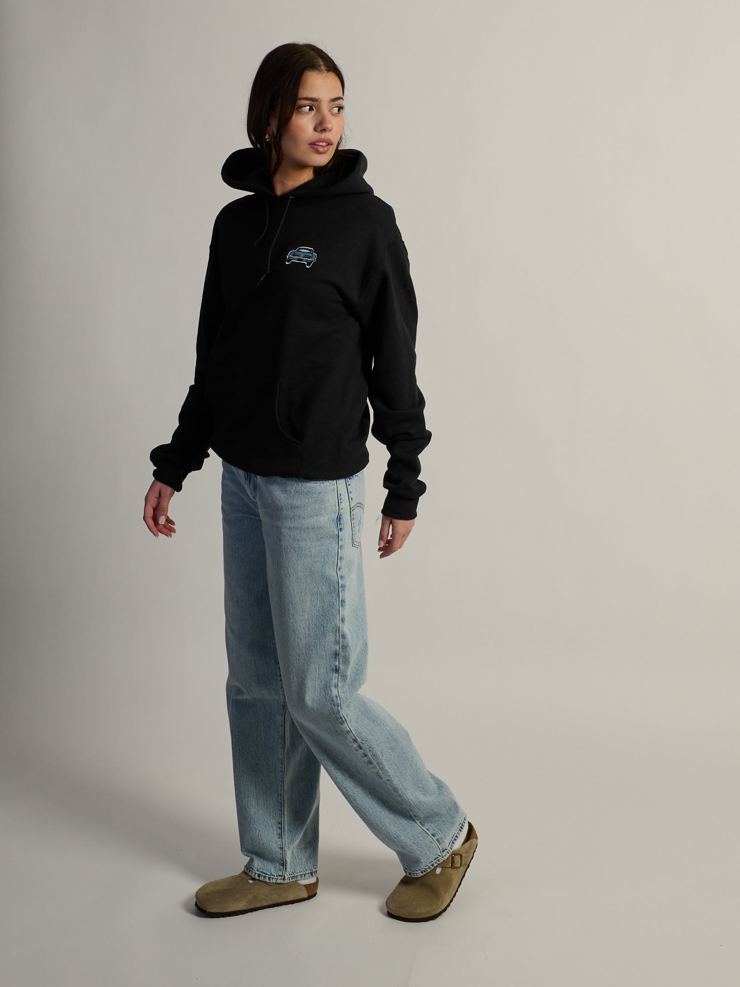 HOTLINE APPAREL MUSCLE CAR EMBOIRDERED HOODIE - BLACK