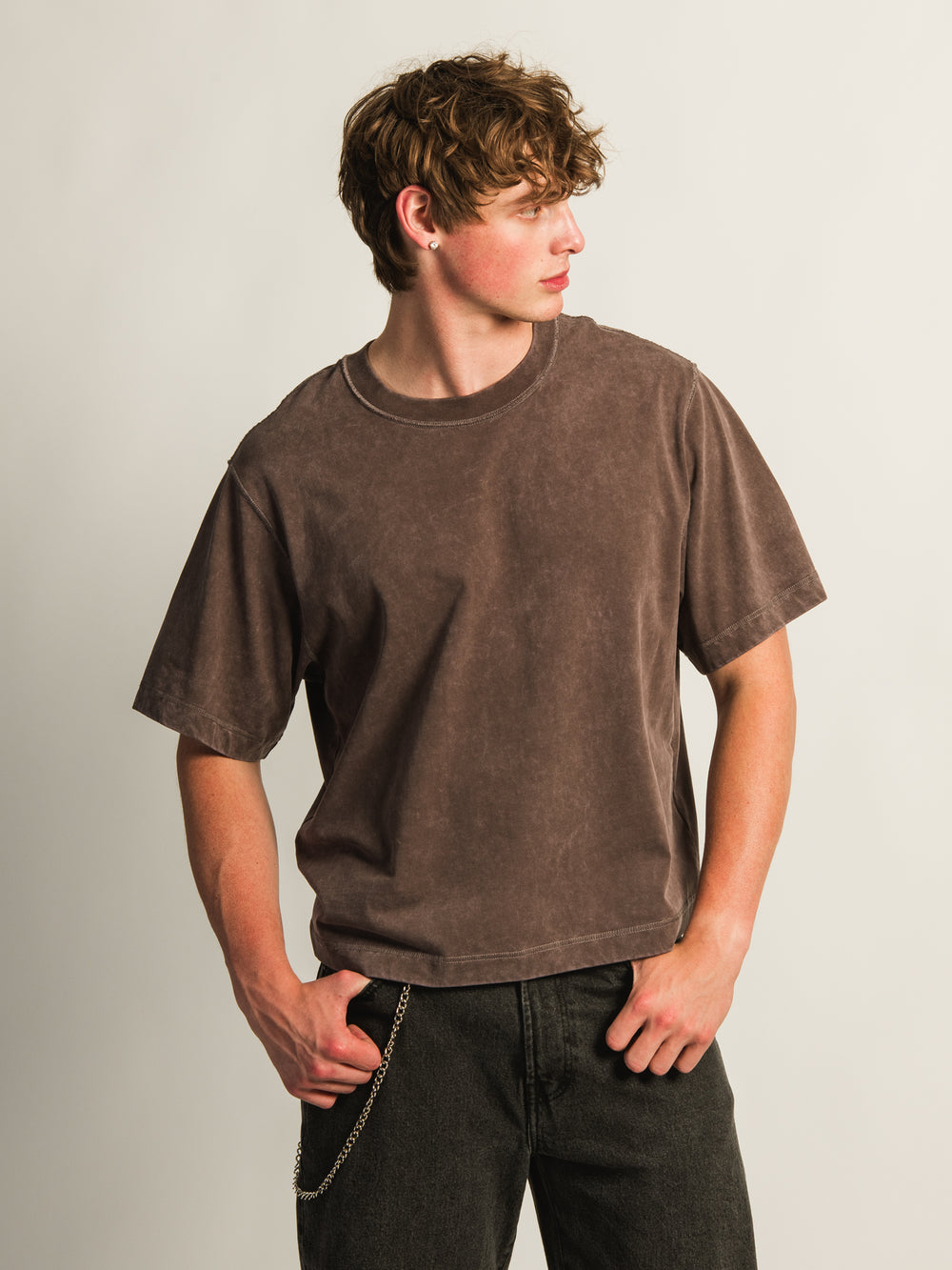 KOLBY SHORT CUT HEAVYWEIGHT TEE - BROWN