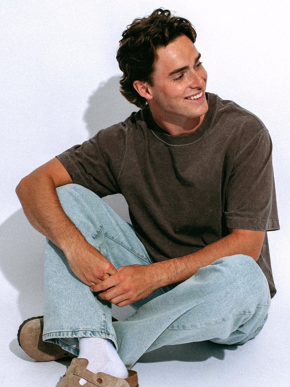 KOLBY SHORT CUT HEAVYWEIGHT TEE - BROWN