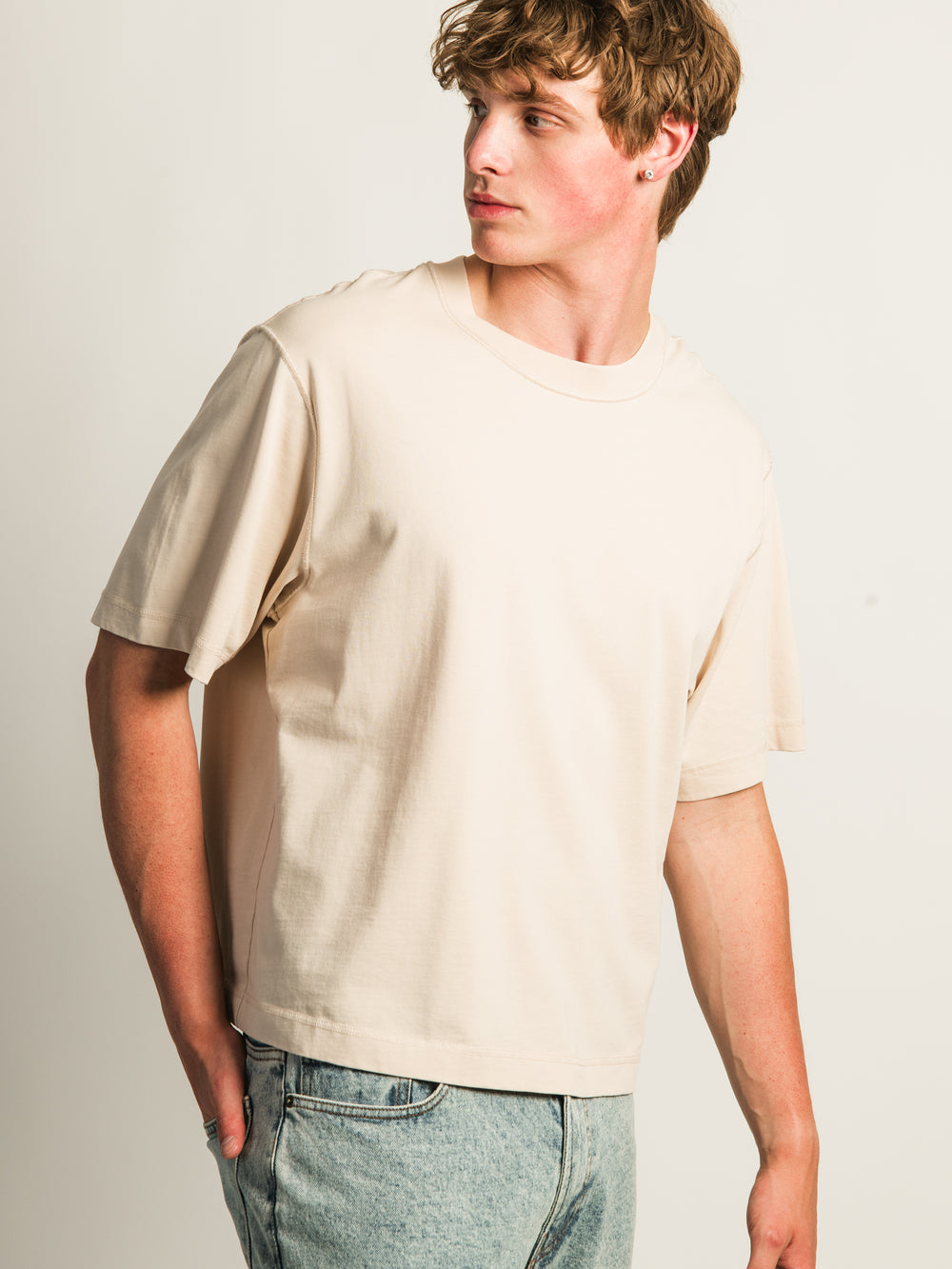 KOLBY SHORT CUT HEAVYWEIGHT TEE - CREAM