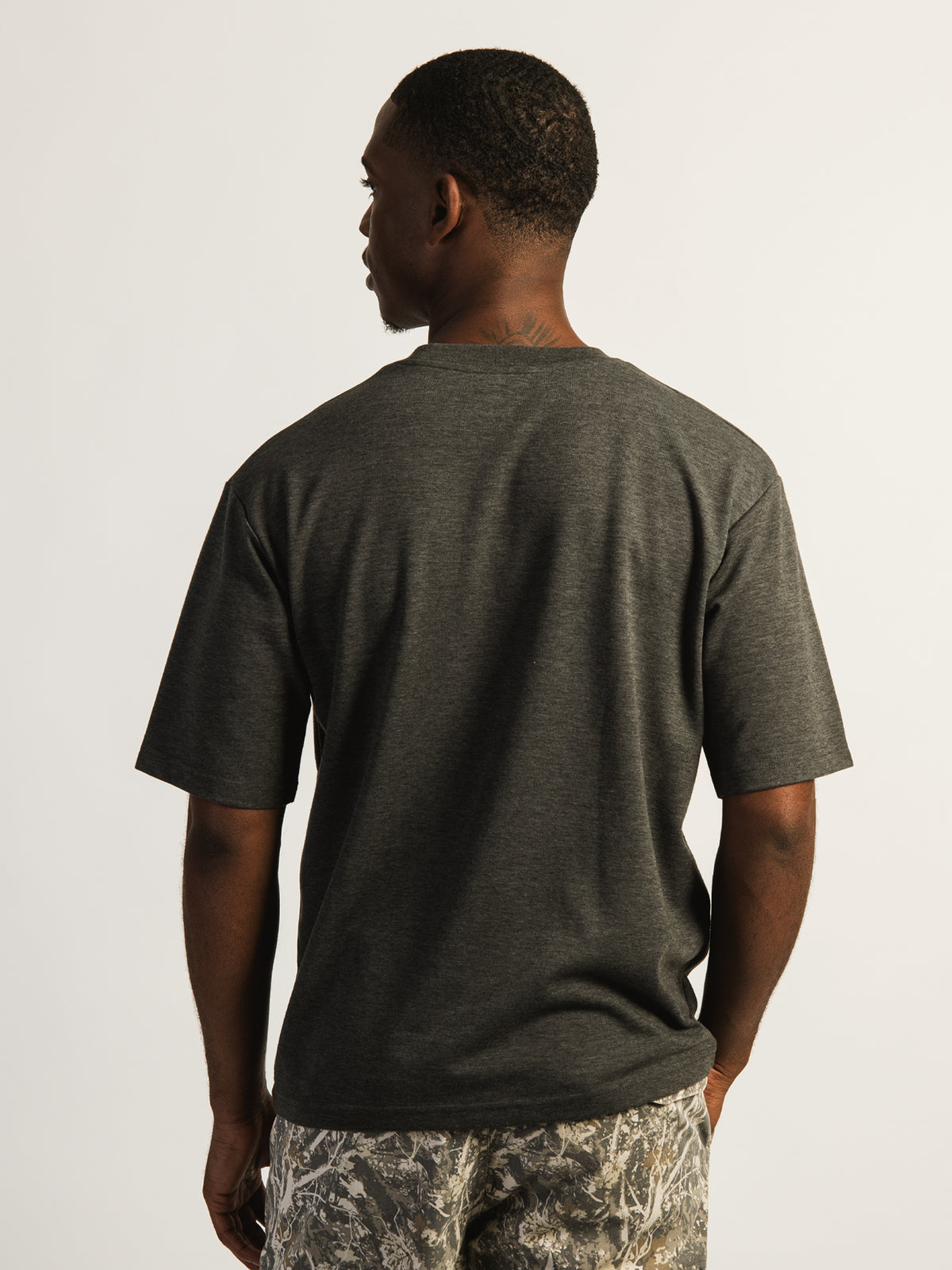 KOLBY KEEP COOL BOXY FIT TEE -CHARCOAL