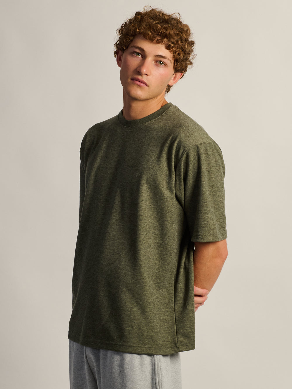 KOLBY BOXY FIT TEE - HEATHER OLIVE