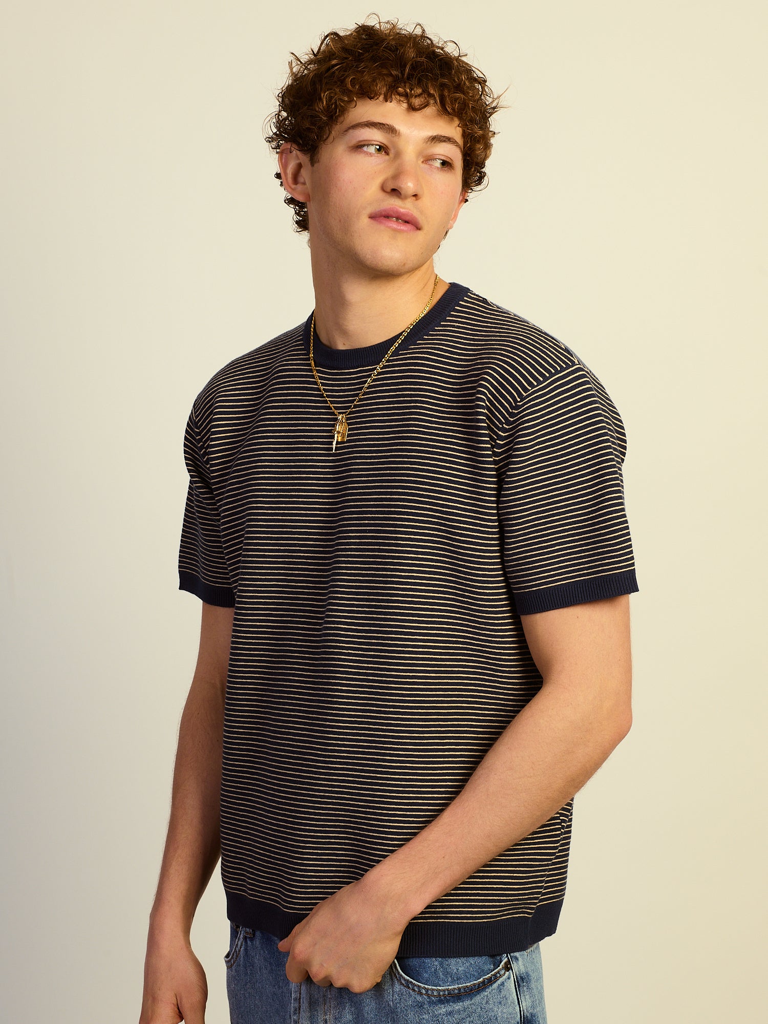 KOLBY RELAXED FIT KNIT TEE - CHARCOAL NAVY