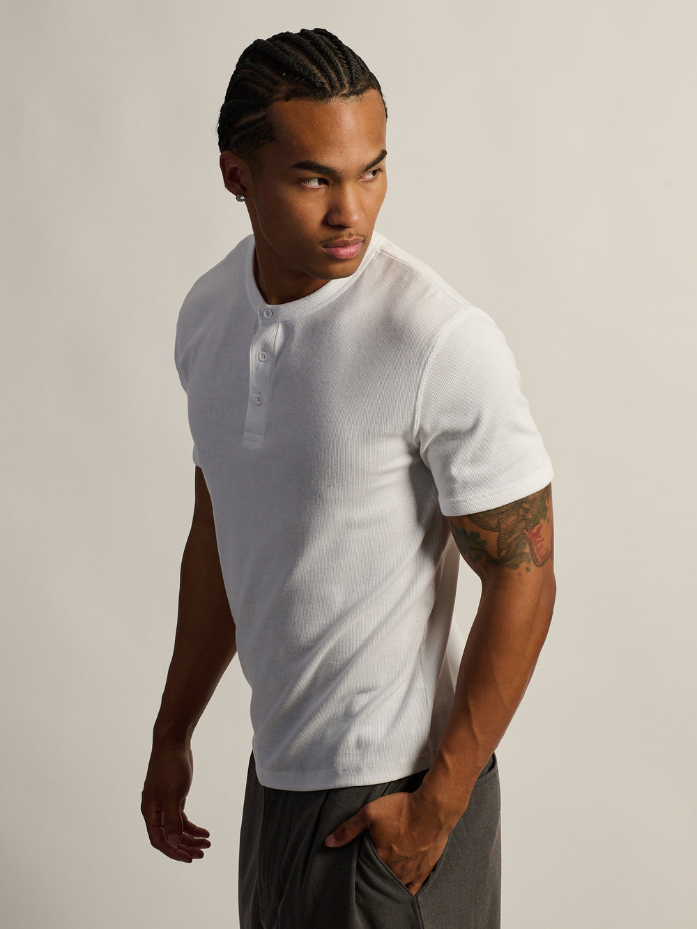 KOLBY SLIM FIT RIBBED T-SHIRT - WHITE