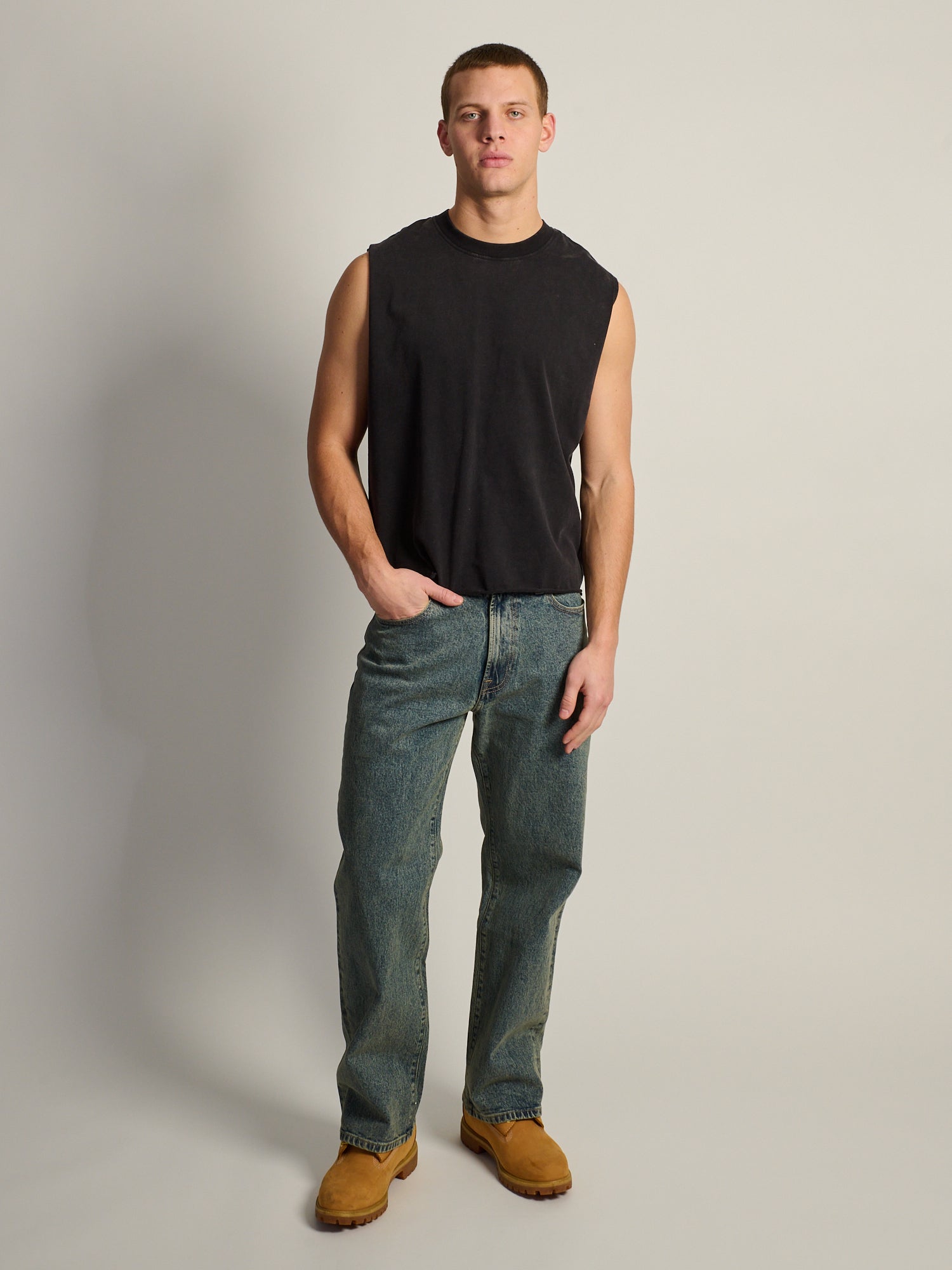 DÉBARDEUR MUSCLE COURT KOLBY – NOIR